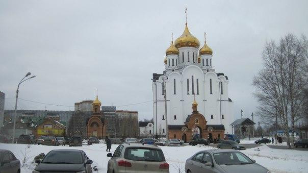 Holy Cathedral Stefanovsky景点图片