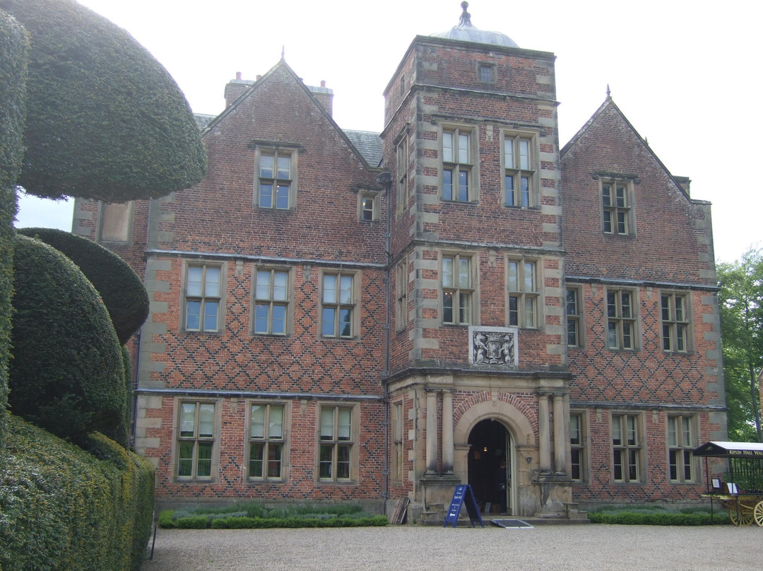 Kiplin Hall and Gardens景点图片