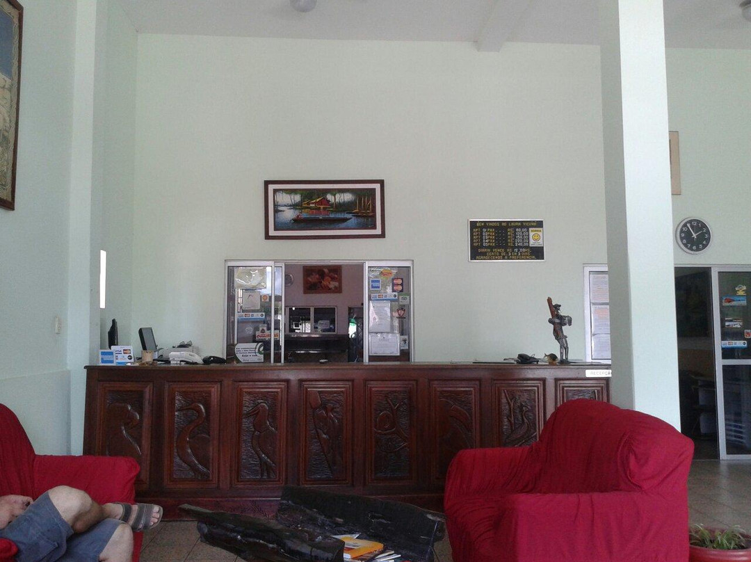 科龙巴酒店住宿-Hotel Laura Vicuna