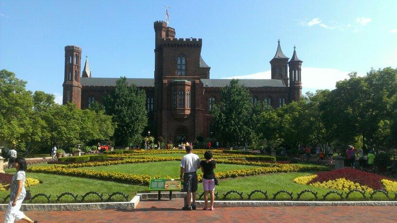 史密森尼学会大厦-华盛顿特区必去景点