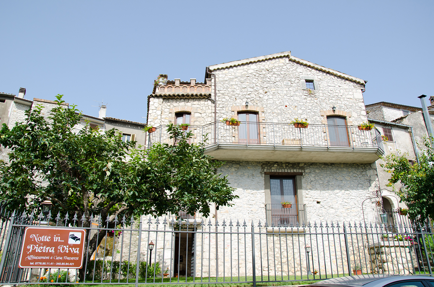 Notte In Pietra Viva-官方