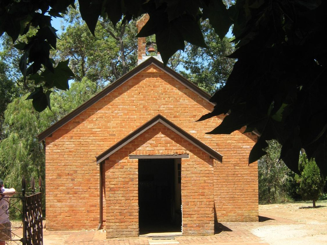 All Saints Anglican Church景点图片