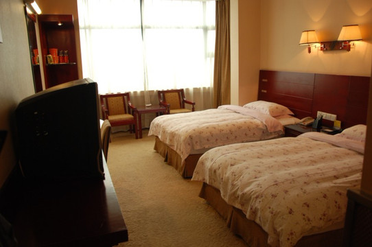 天豪花园酒店主图