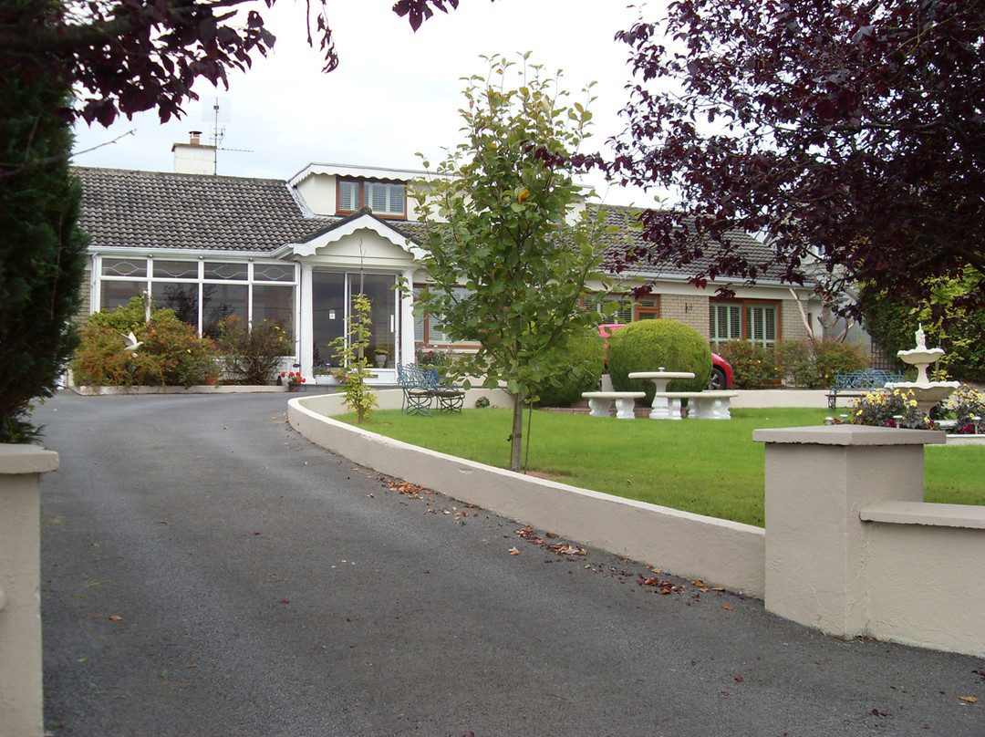 Clonmore House主图