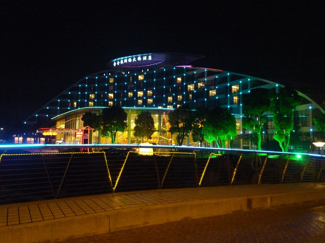 金陵润扬大桥酒店主图