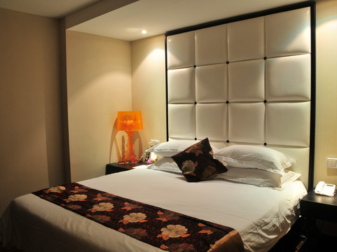 拉菲度假酒店主图