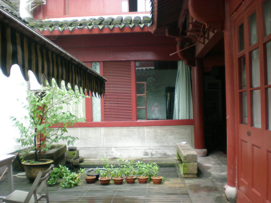 隐逸月湖别墅酒店主图