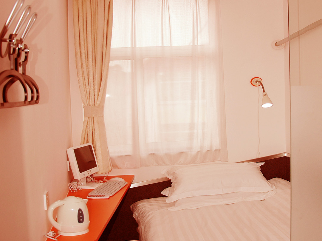 炫动1+1连锁酒店主图