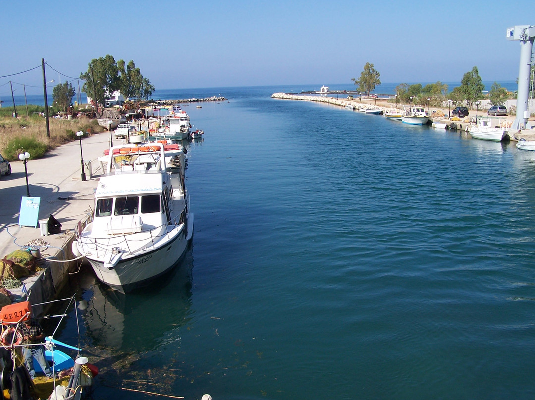 Taverna Paradise Studios & Apartments主图