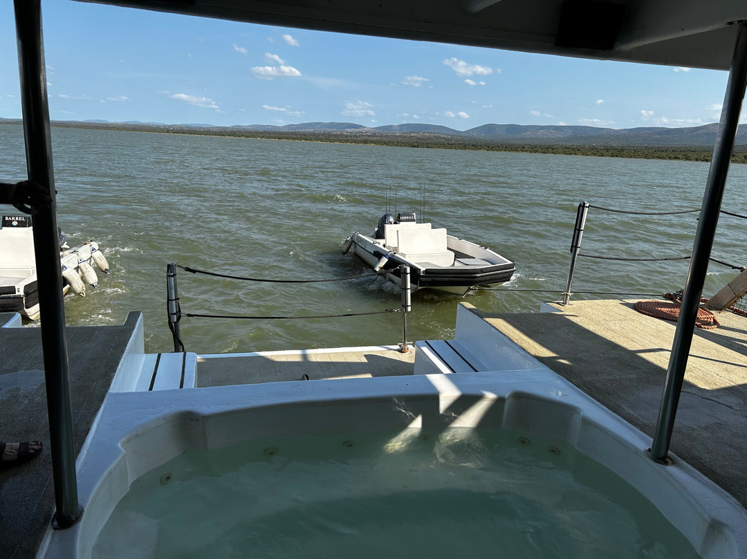Shayamanzi Luxury Houseboats景点图片