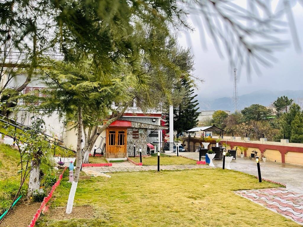 Republika Central Hotel And Resort主图