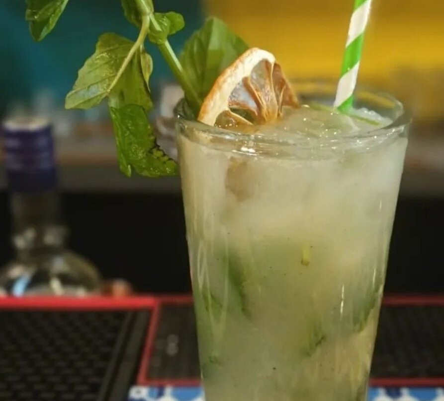 Eretz Market Bar Restaurant