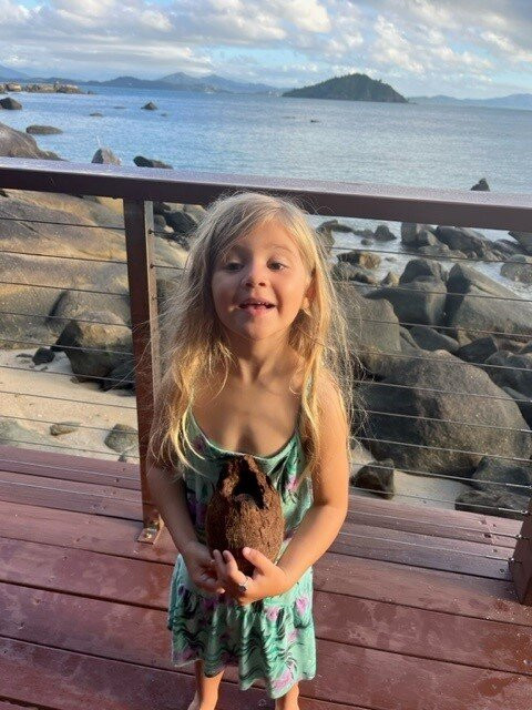 东班达拉岛度假村主图