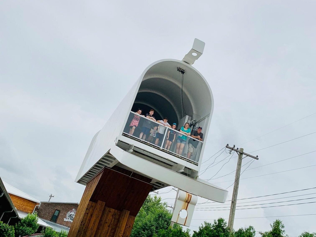 World's Largest Mailbox-Casey必去景点