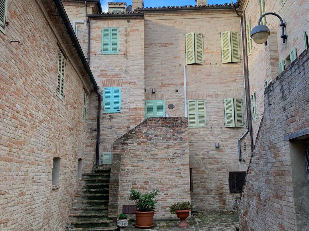 圣克劳帝欧酒店主图