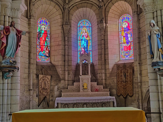 Eglise Notre-Dame à Crouzilles