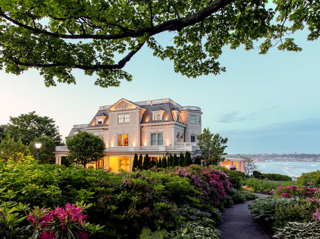 纽波特酒店住宿-尚勒崖城酒店