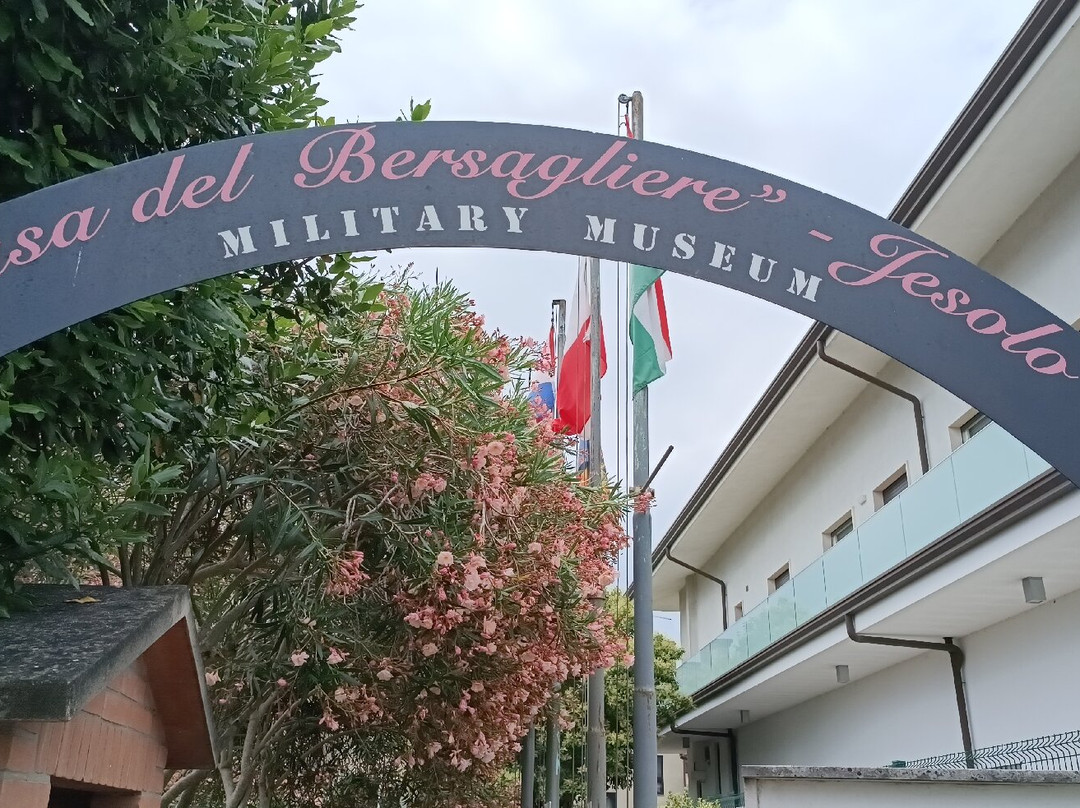 Museo Storico Militare Vidotto-耶索洛必去景点