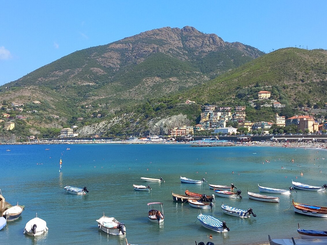 Ufficio Informazioni E di Accoglienza Turistica-莱万托必去景点