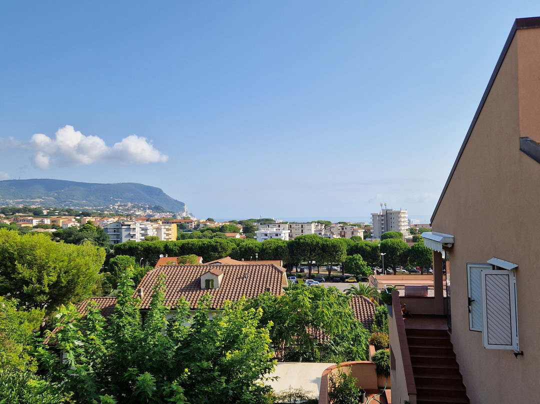 La Perla Del Conero Affittacamere主图