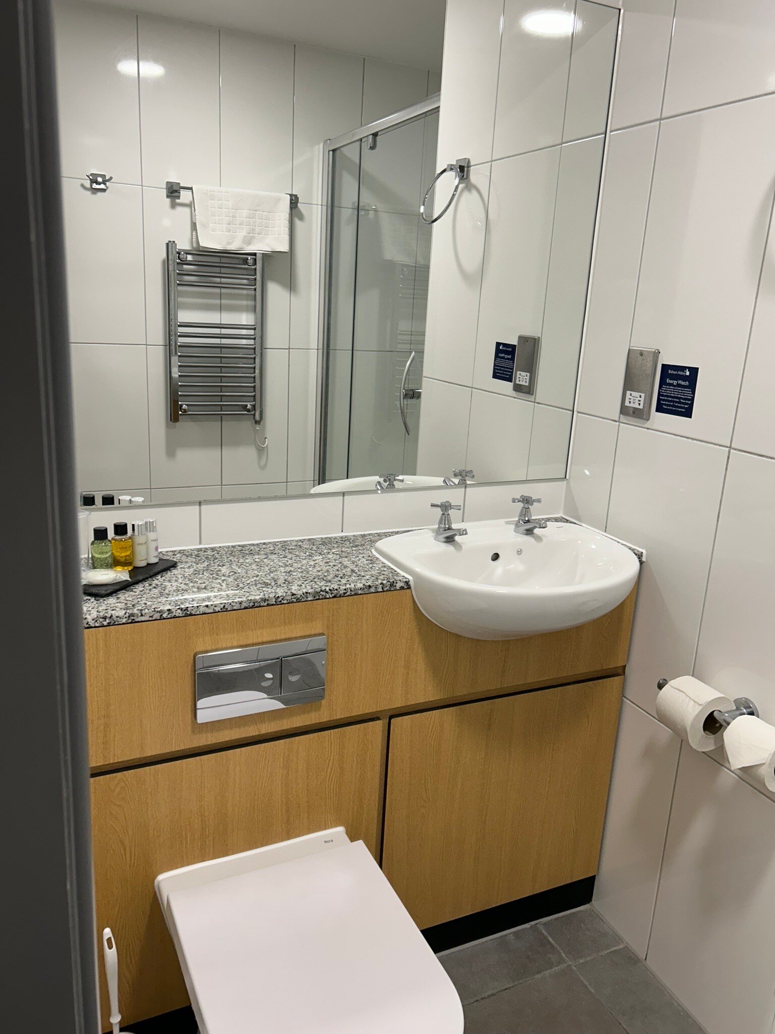 Bisham Abbey National Sports Centre-官方
