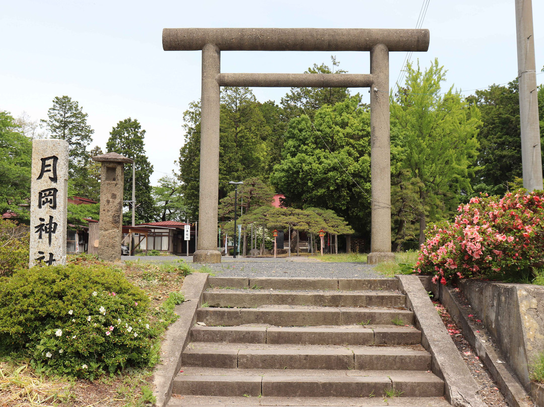 Tsukioka Shrine-上山市必去景点