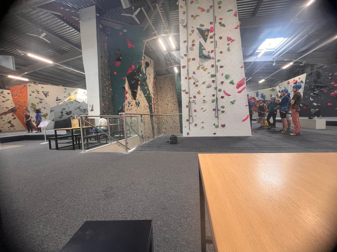 Big Rock Hub-米尔顿凯恩斯必去景点