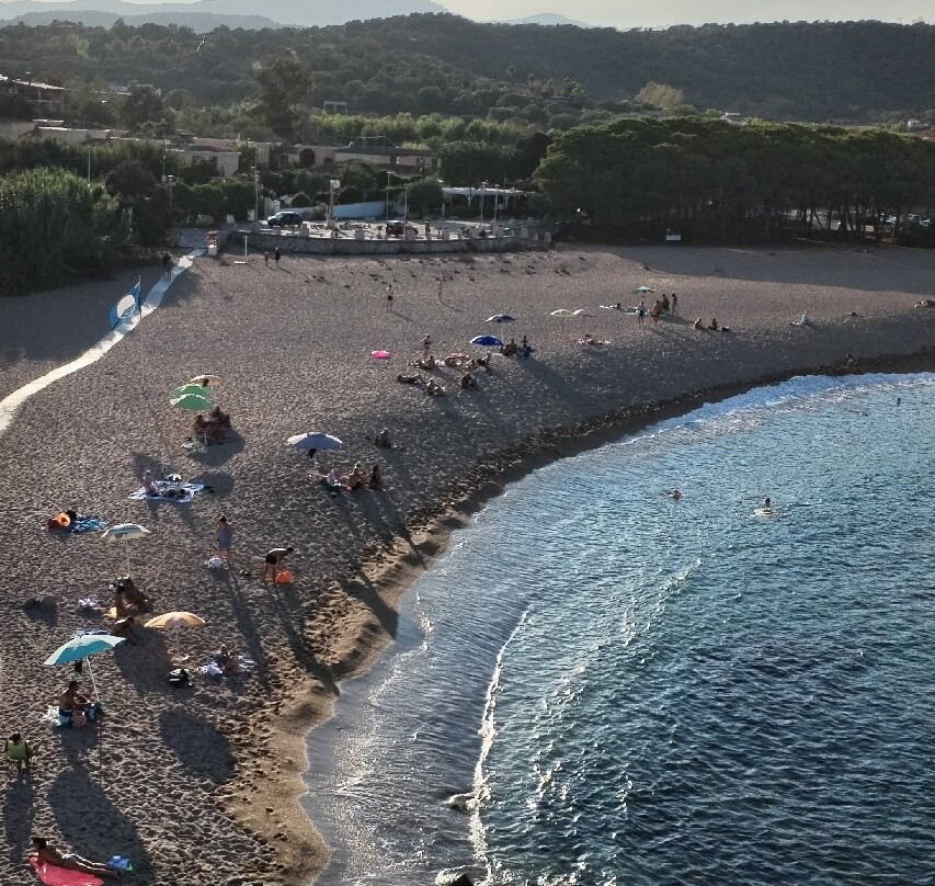 Spiaggia della Torre Di Bari-Bari Sardo必去景点