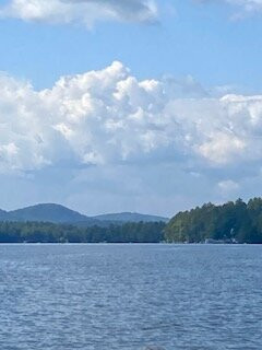 Pine River Pond景点图片