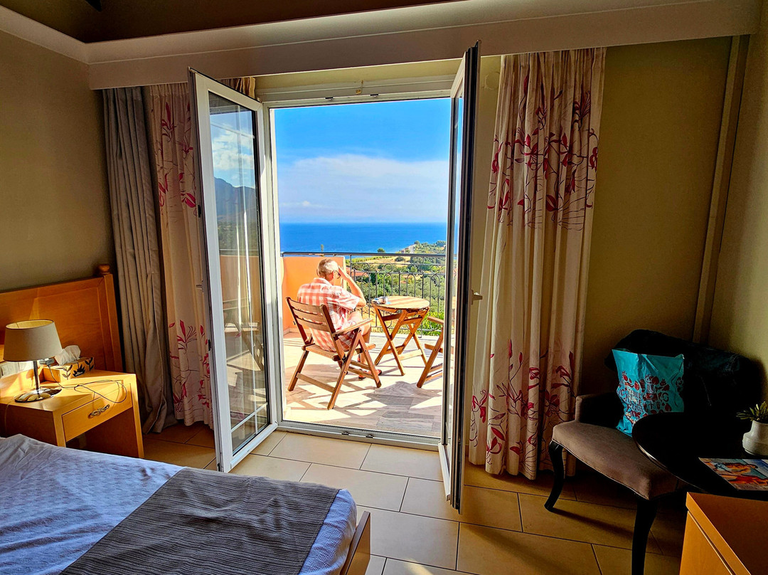 Sunrise Resort Hotel主图