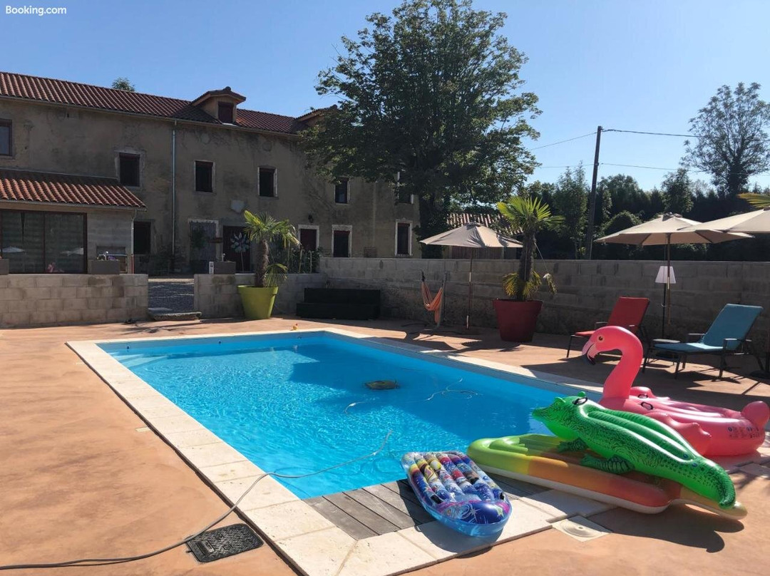 Le Moulin Du Chardonnet主图