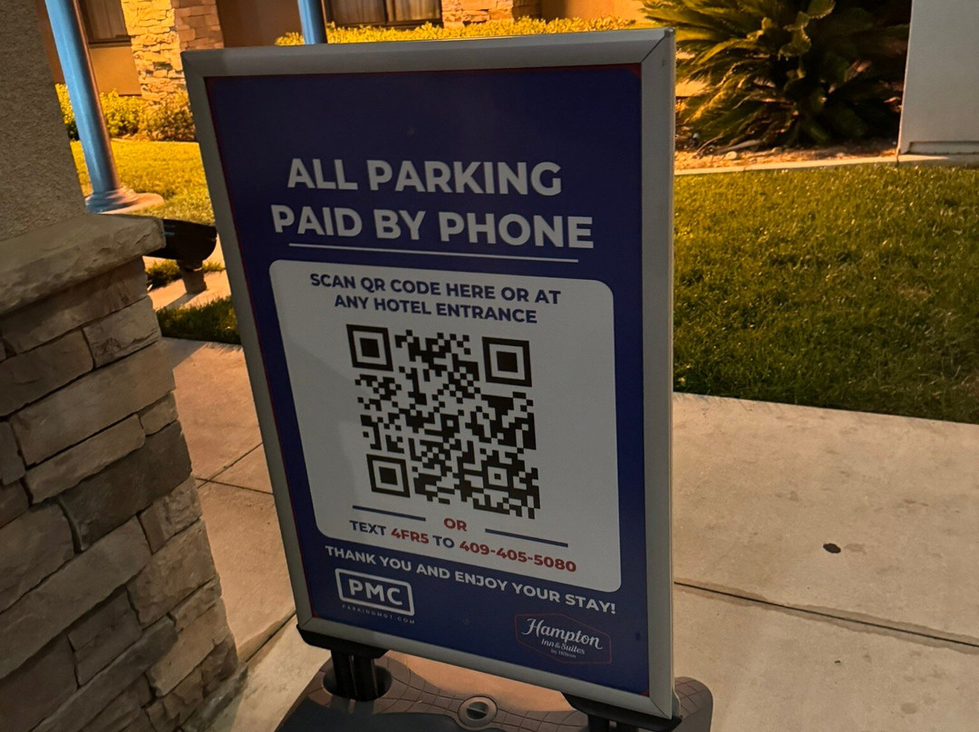 圣地亚哥波威希尔顿恒庭旅馆&套房酒店主图