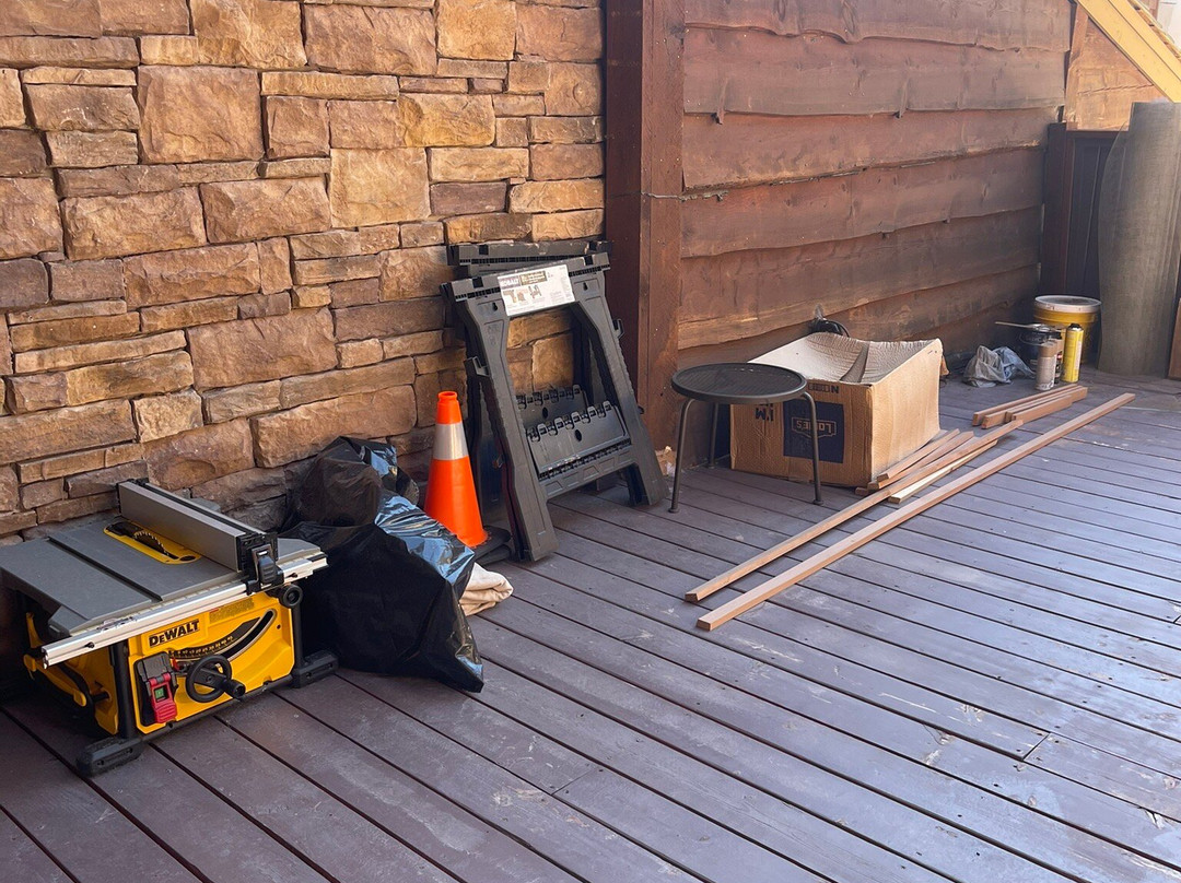 蛇河别墅温泉罗克度假酒店主图