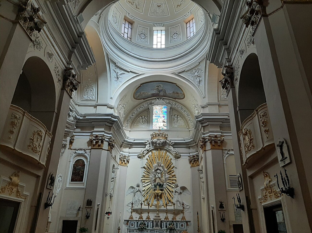 Chiesa di San Filippo Neri-苏尔莫纳必去景点