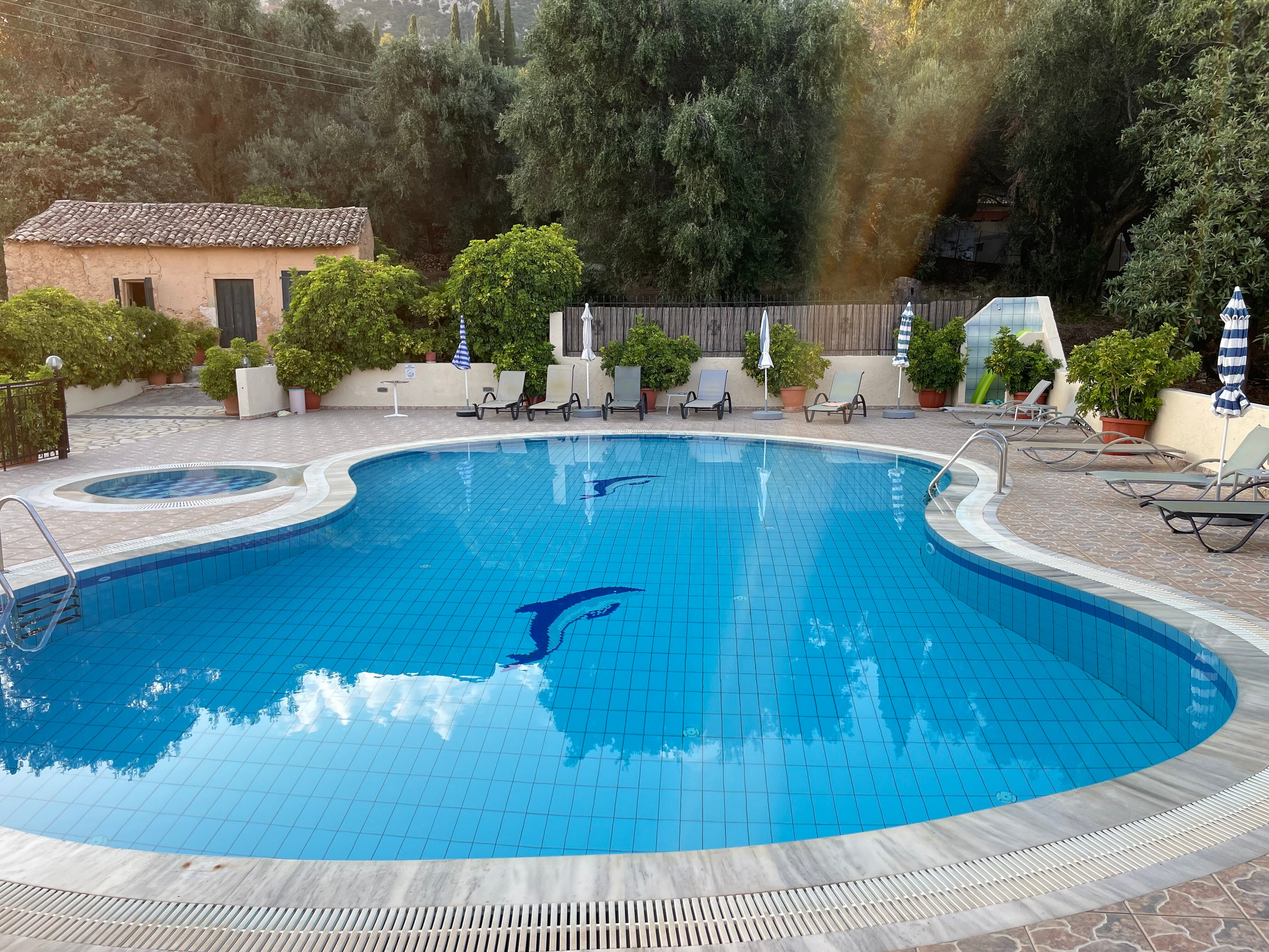 Marilena Studios-泳池