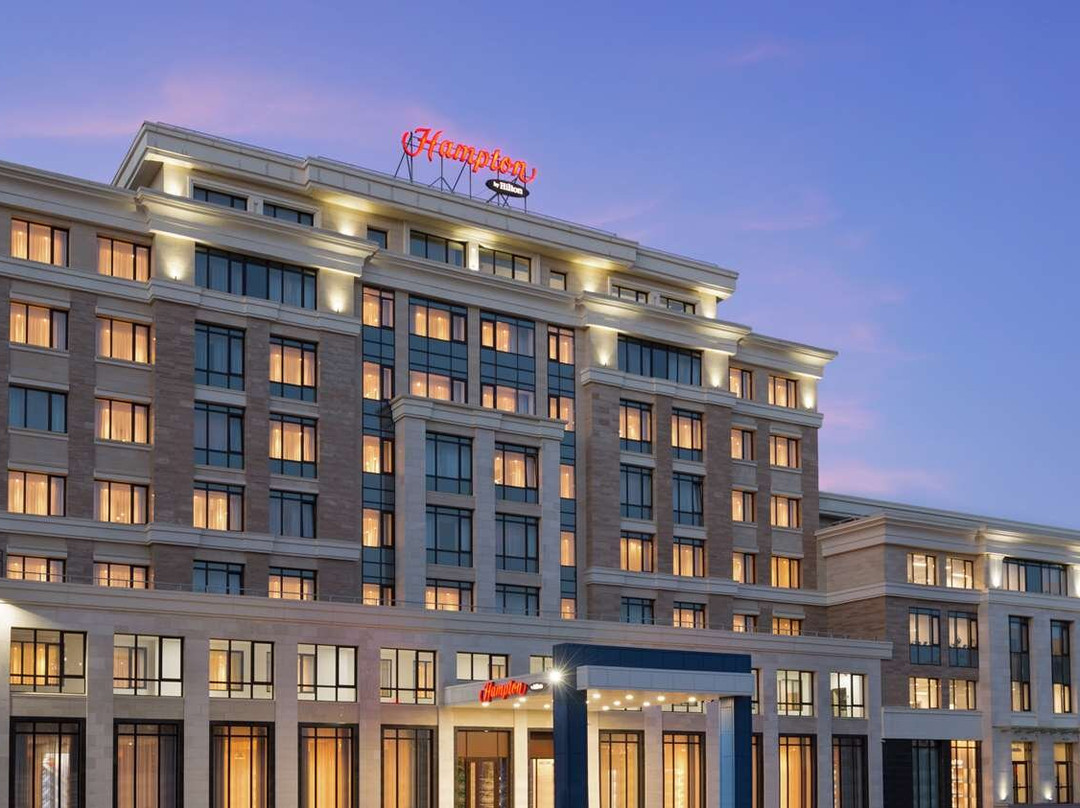 Hampton by Hilton Astana Triumphal Arch