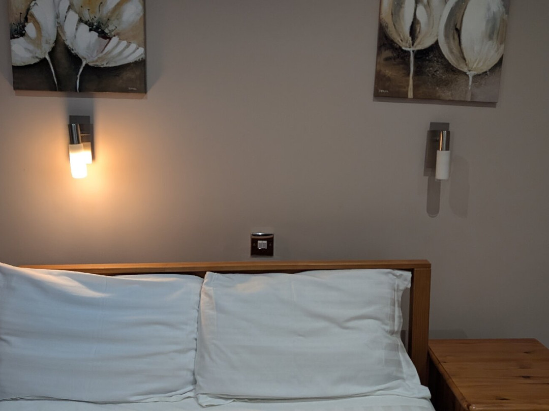 Marlborough Hotel主图