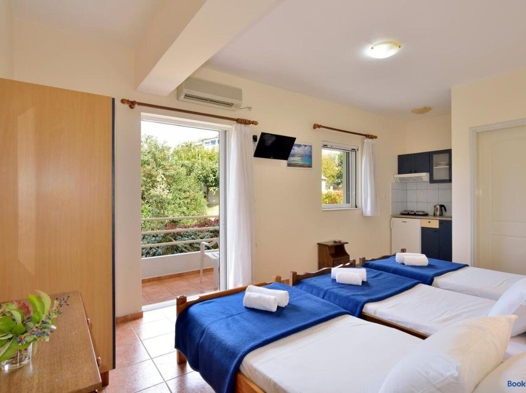 Katerina Rooms Agii Apostoloi
