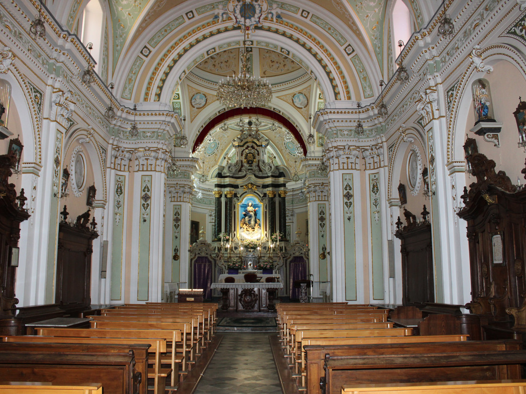 Chiesa di Maria SS. Assunta di Terravecchia-Serra San Bruno必去景点