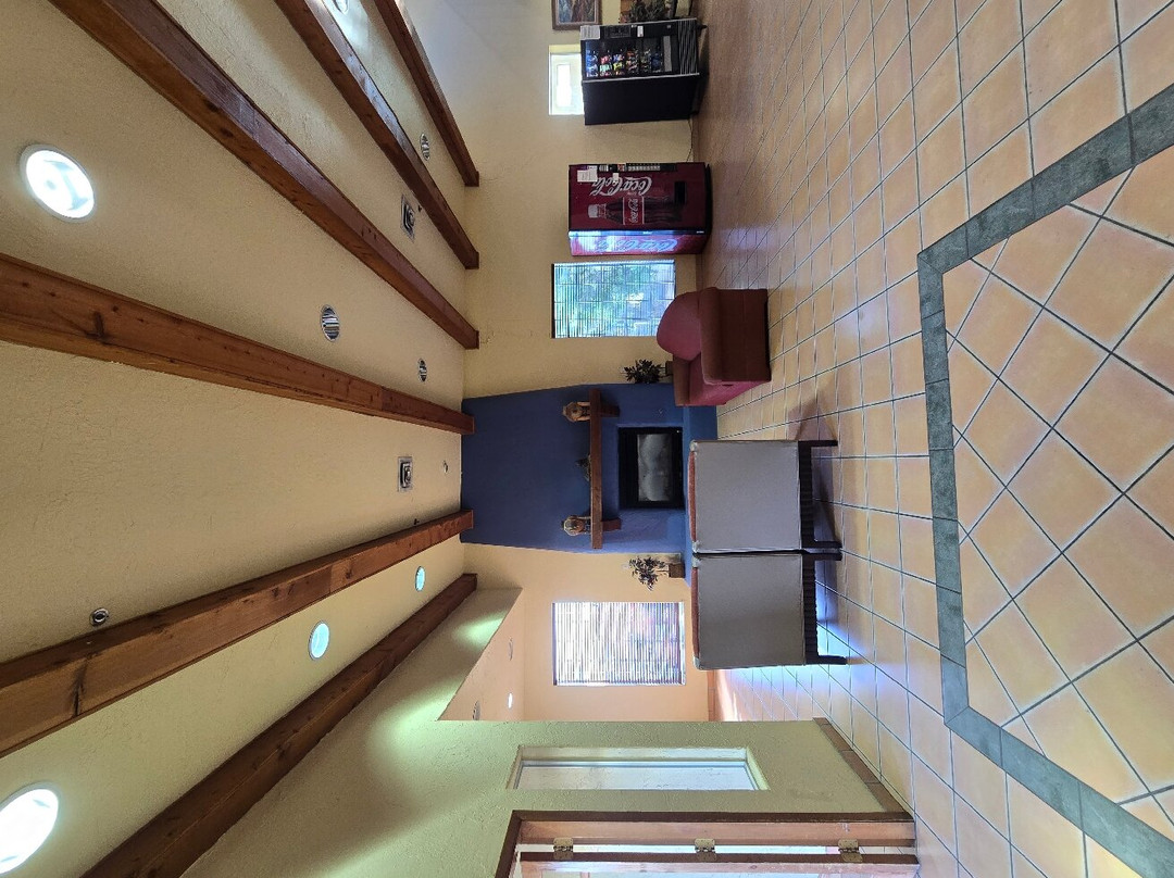 Days Inn & Suites by Wyndham Lordsburg主图