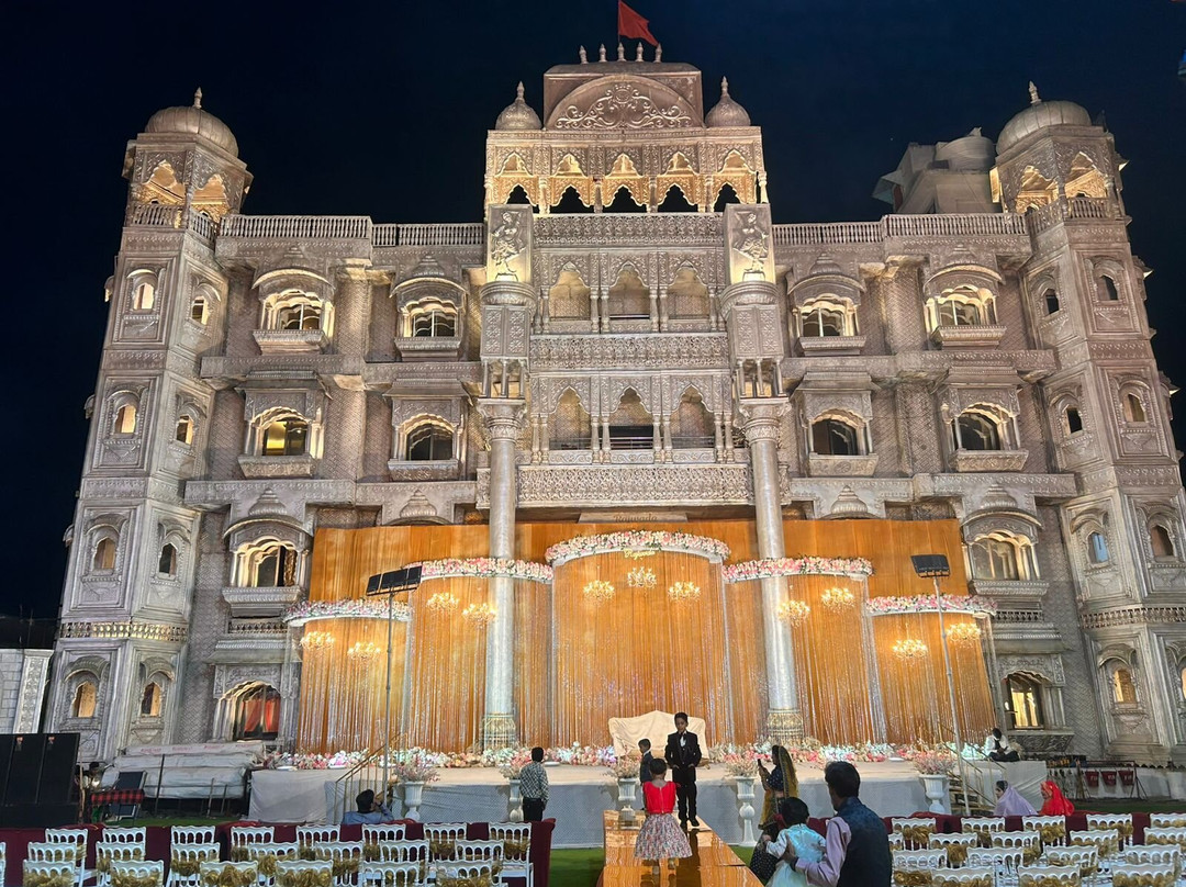 The Grand Rajwada主图