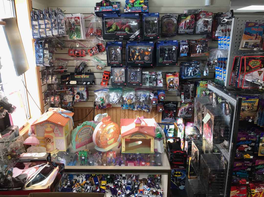 K&B Toys and Collectibles-Menomonie必去景点