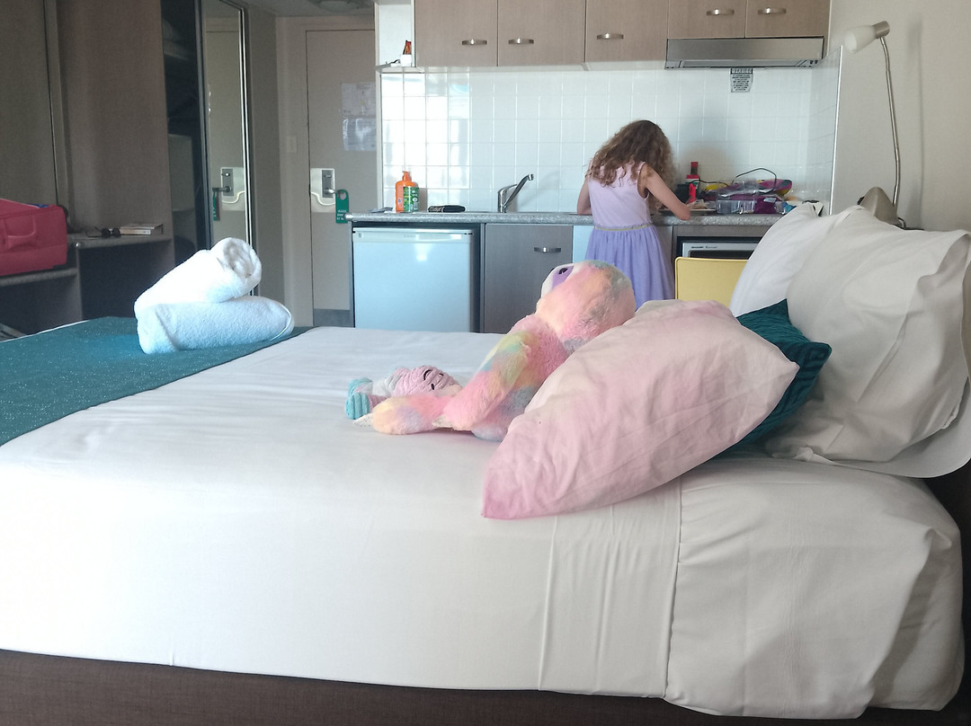 滨水斯特兰德酒店主图