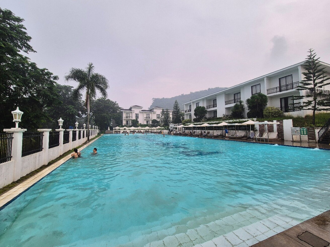 雷鸟度假村-黎刹主图