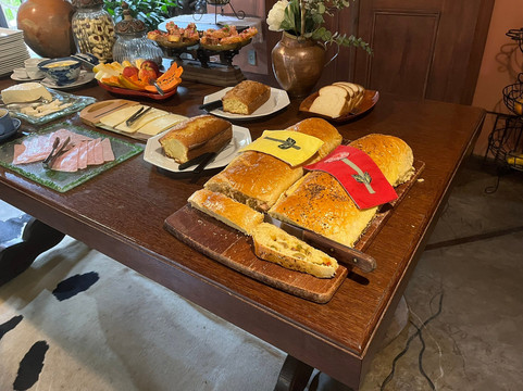 曲调多巴胺赫瑞宾馆主图