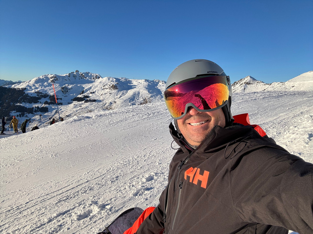 Independent Snowboard School-韦比尔必去景点