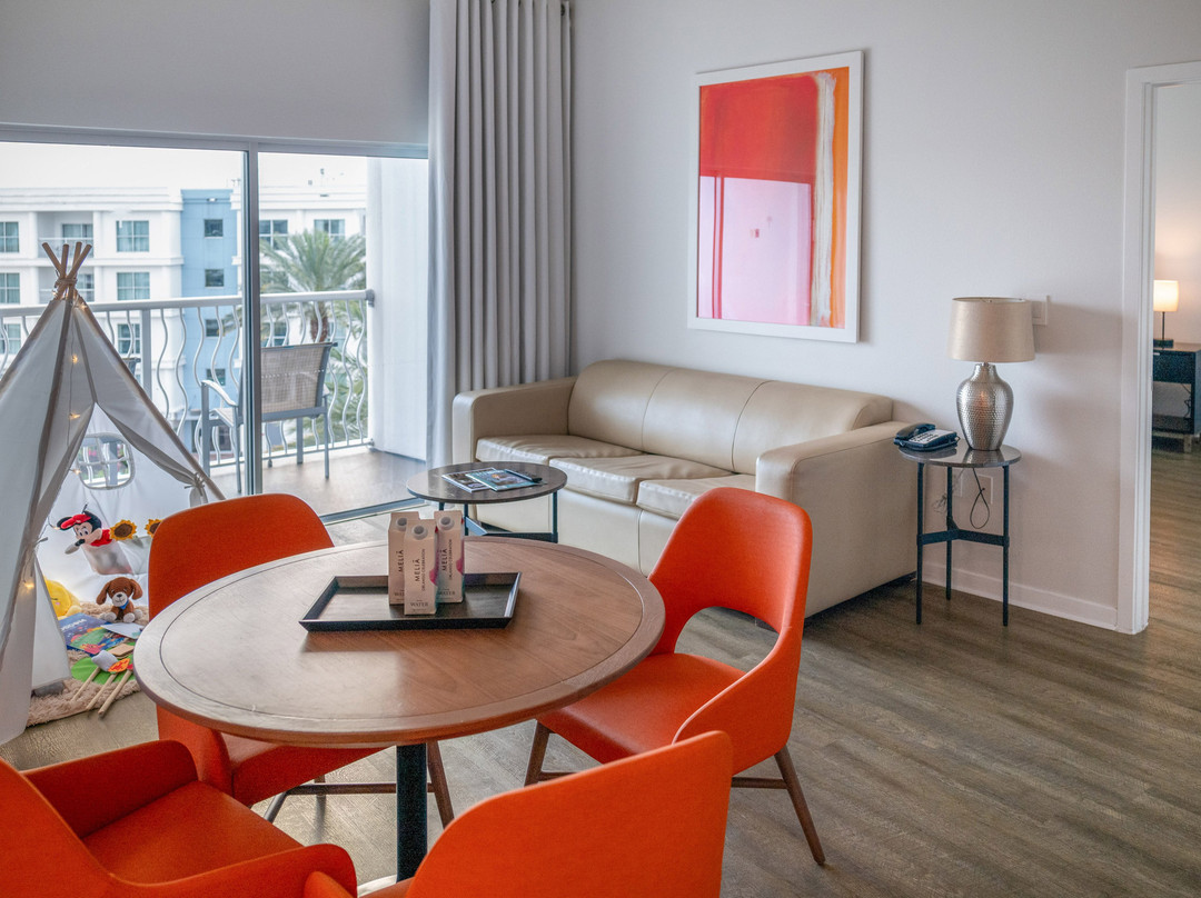 美利亚奥兰多庆典主图