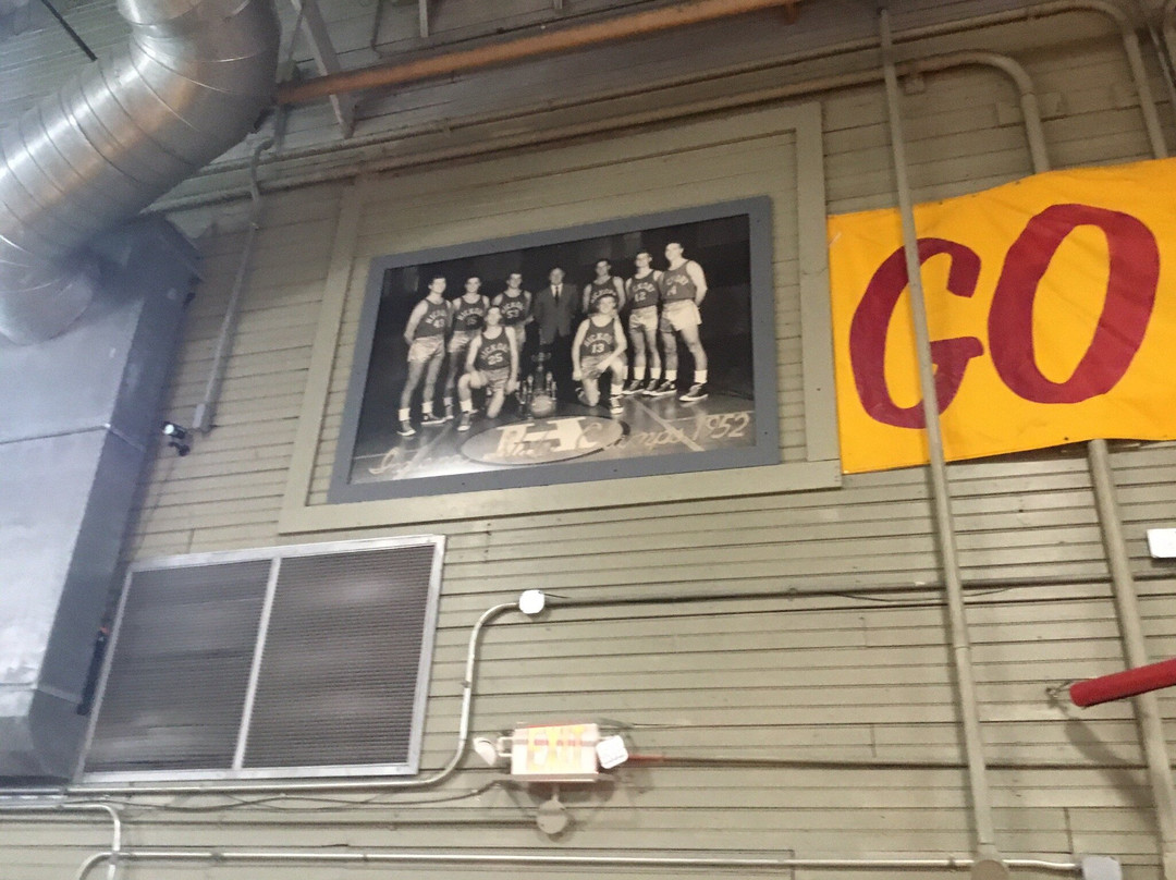 Hoosier Gym-Knightstown必去景点