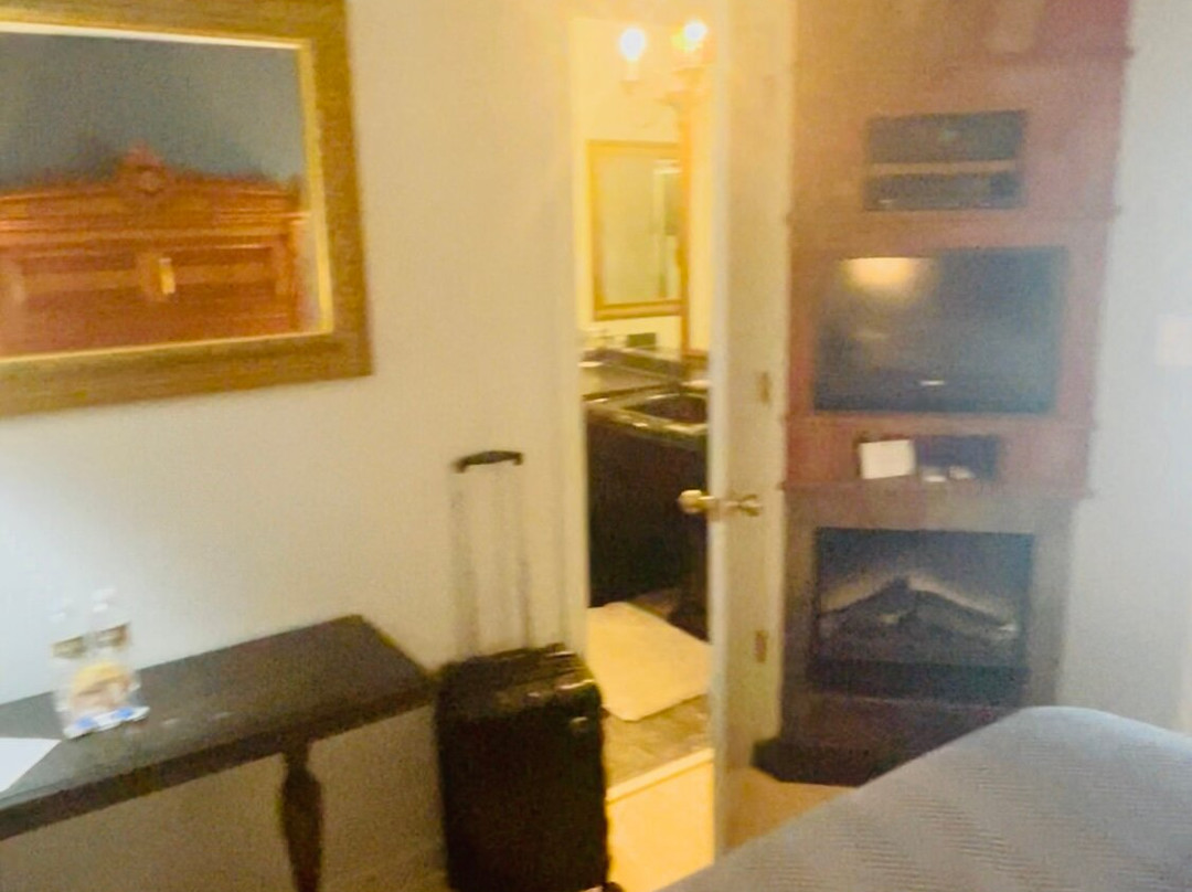 Twin Pine Manor Bed & Breakfast主图