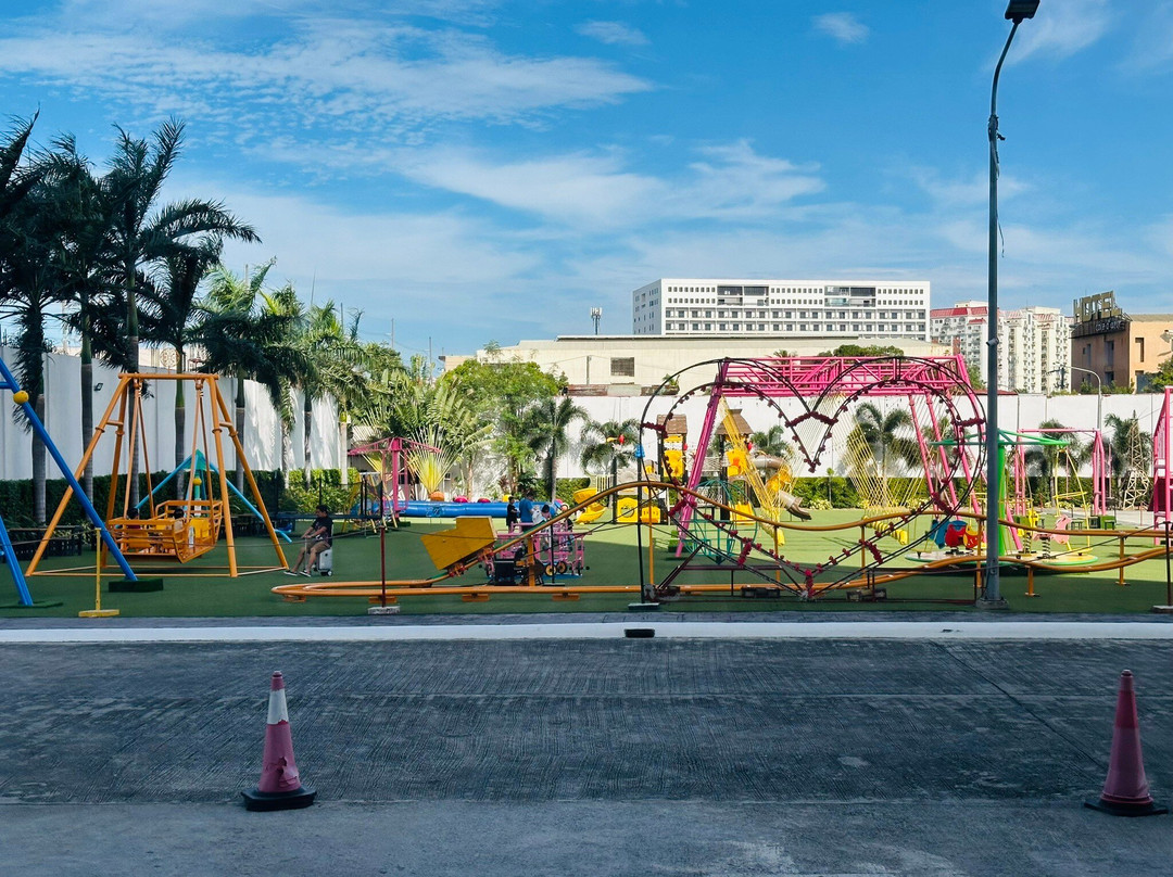 The Excelsior Hotel主图